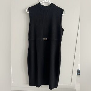 St. John sleeveless wool knit dress Sz 10